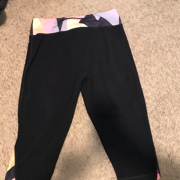 FILA - Picture 2 of 4